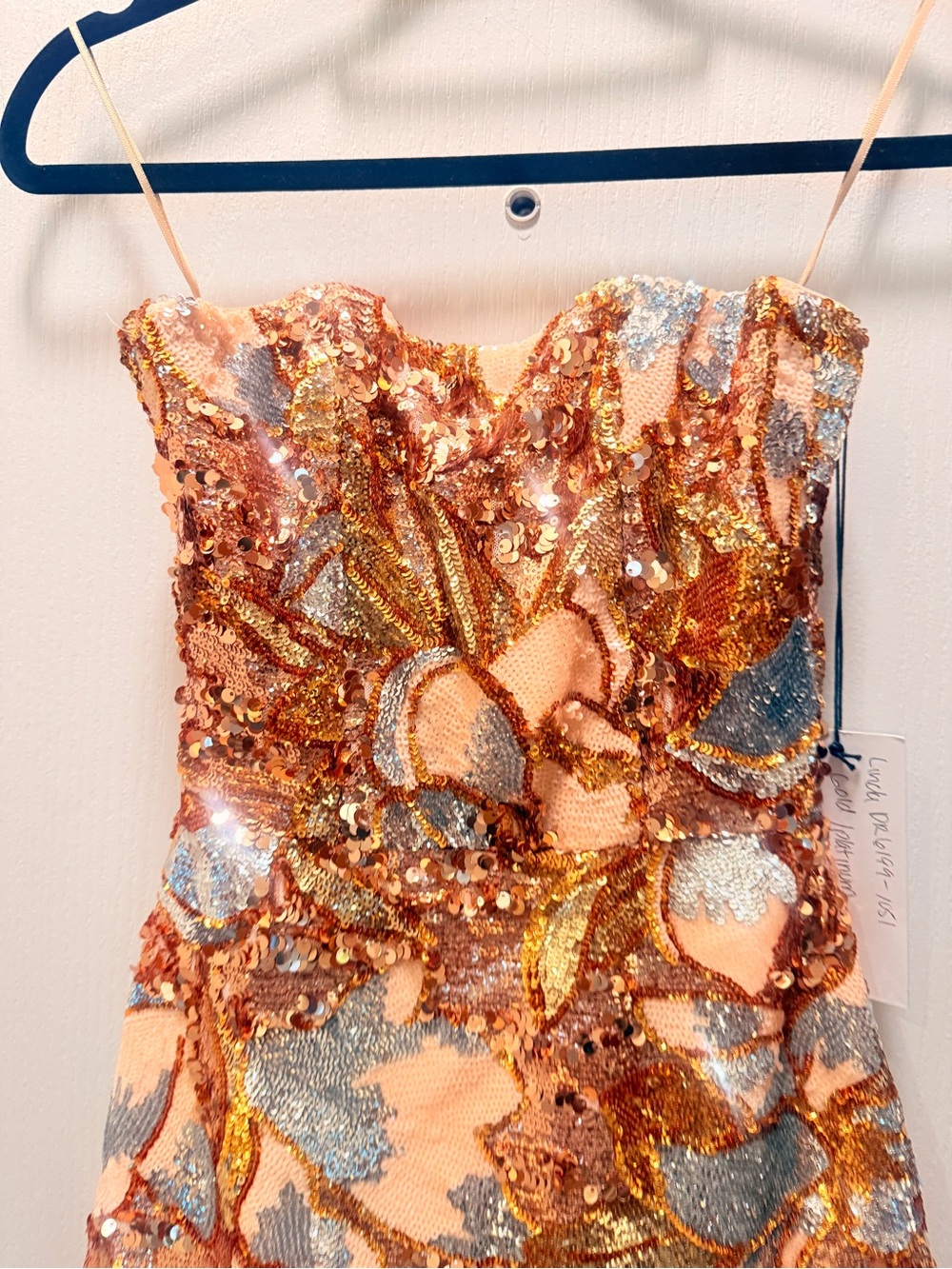 Helsi Linda Strapless Mini Dress in Gold Platinum Sequin Size XS NWT - Picture 6 of 8